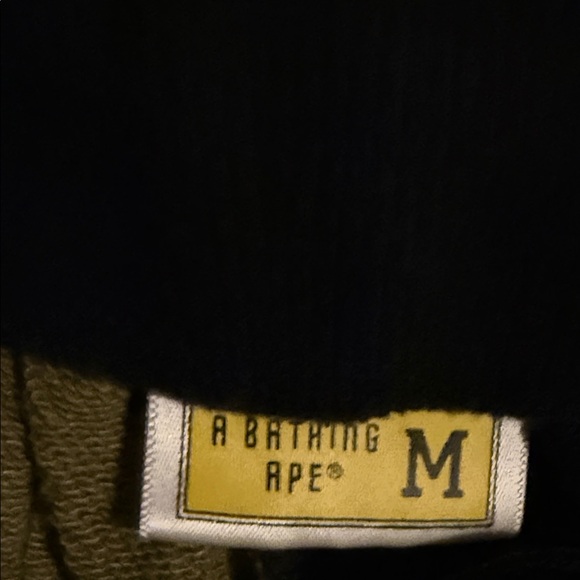 Bape Black and Green Shark Camo Set - Picture 5 of 7